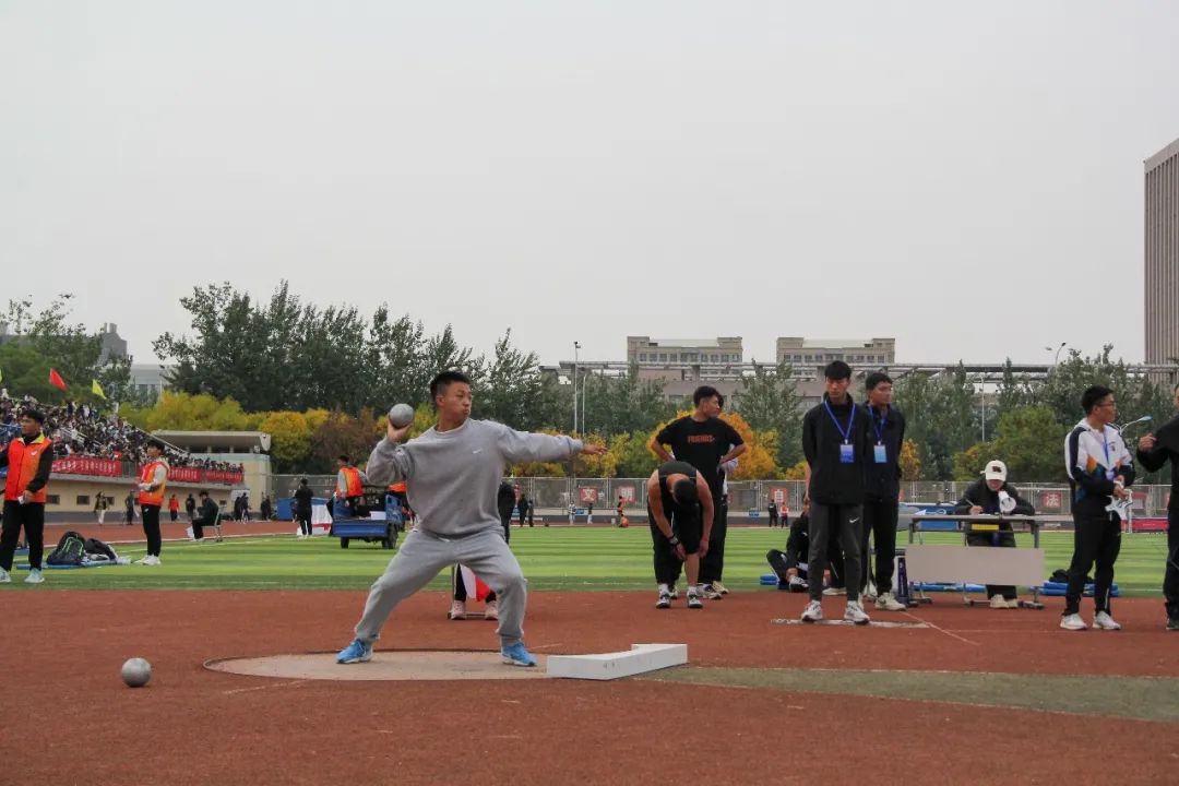 Scout迎来十赛季出色发挥,C9观众热烈欢呼! Scout迎来十赛季出色发挥,C9观众热烈欢呼!