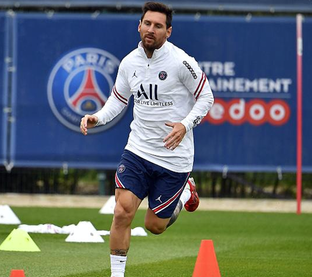 爱游戏体育-明晨法甲前瞻：伊布伤情更新，利雅得新月冲击零封纪录(利雅得新月阵容名单最新)